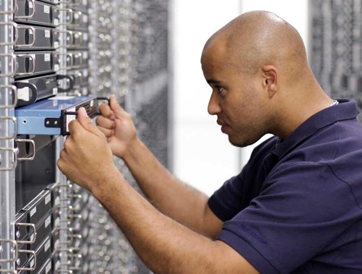 European server infrastructure for CloudGenix hosting
